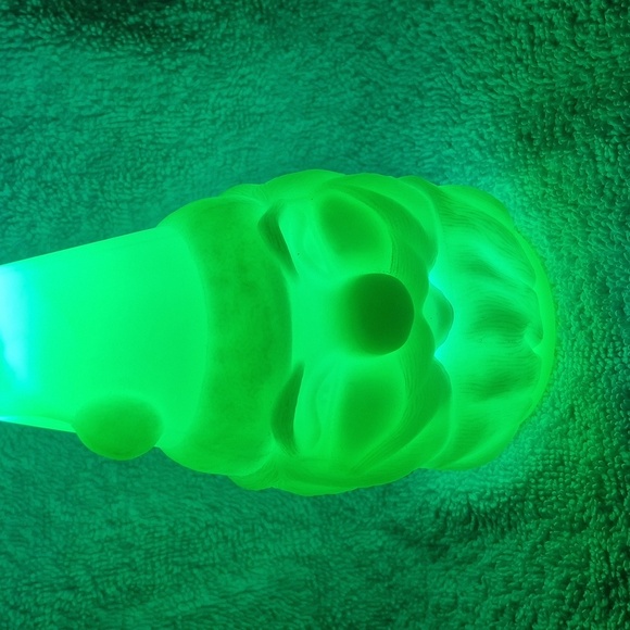 Vintage Fenton Santa Claus Custard Matt Satin Fairy Lamp Uranium 6" PRE-OWNED - Picture 1 of 11